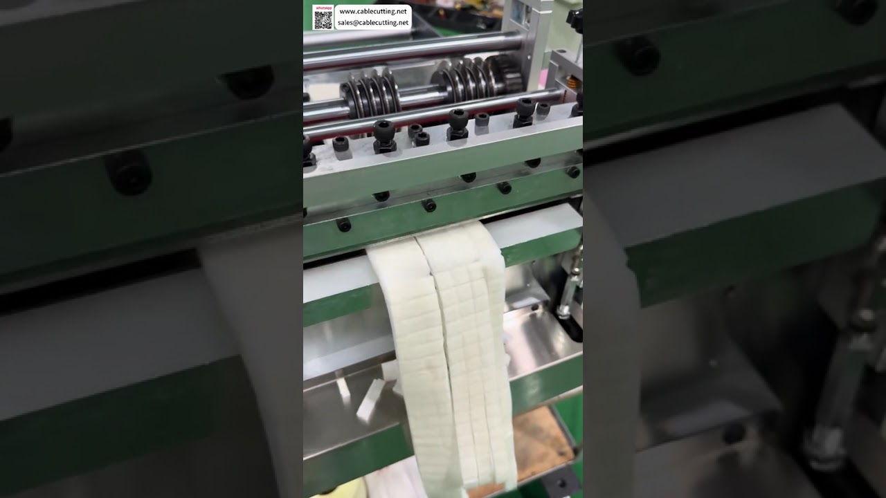 Adhesive Cotton Cloth Slitting Cross Cutting Machine With Full and Half Cut Function Setup